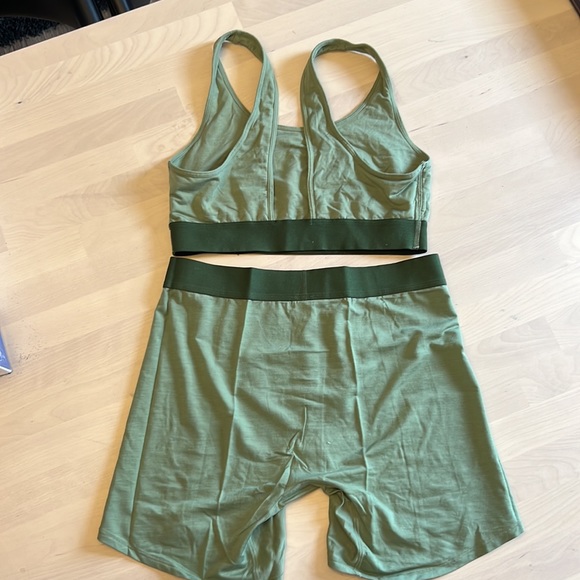 Parade - lounge / pj set - Picture 4 of 4